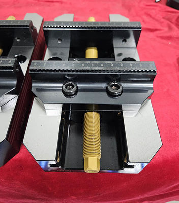 Precyzyjne imadło samocentrujące ze stali do 3-osiowych, 4-osiowych i 5-osiowych narzędzi do obróbki cnc